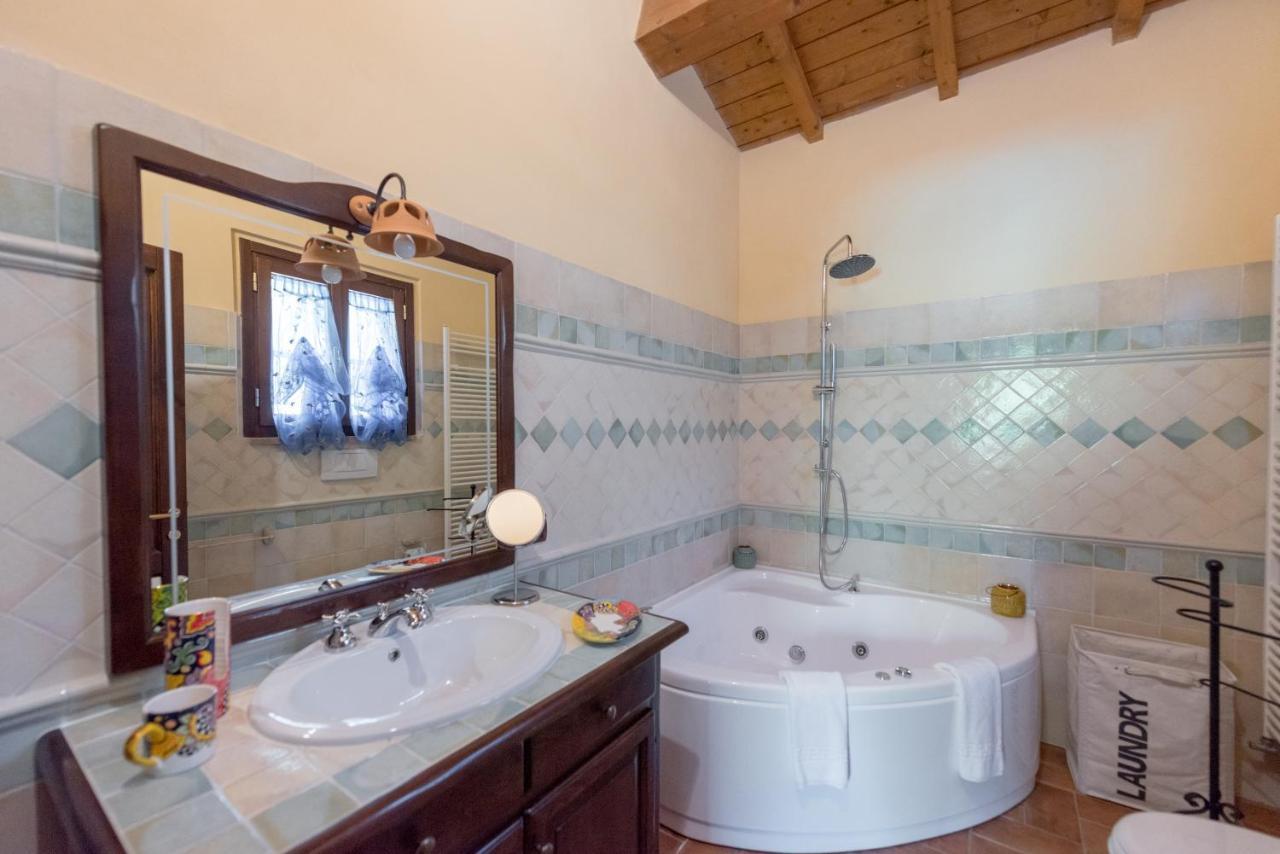 Santa Croce Resort Torgiano Exterior photo